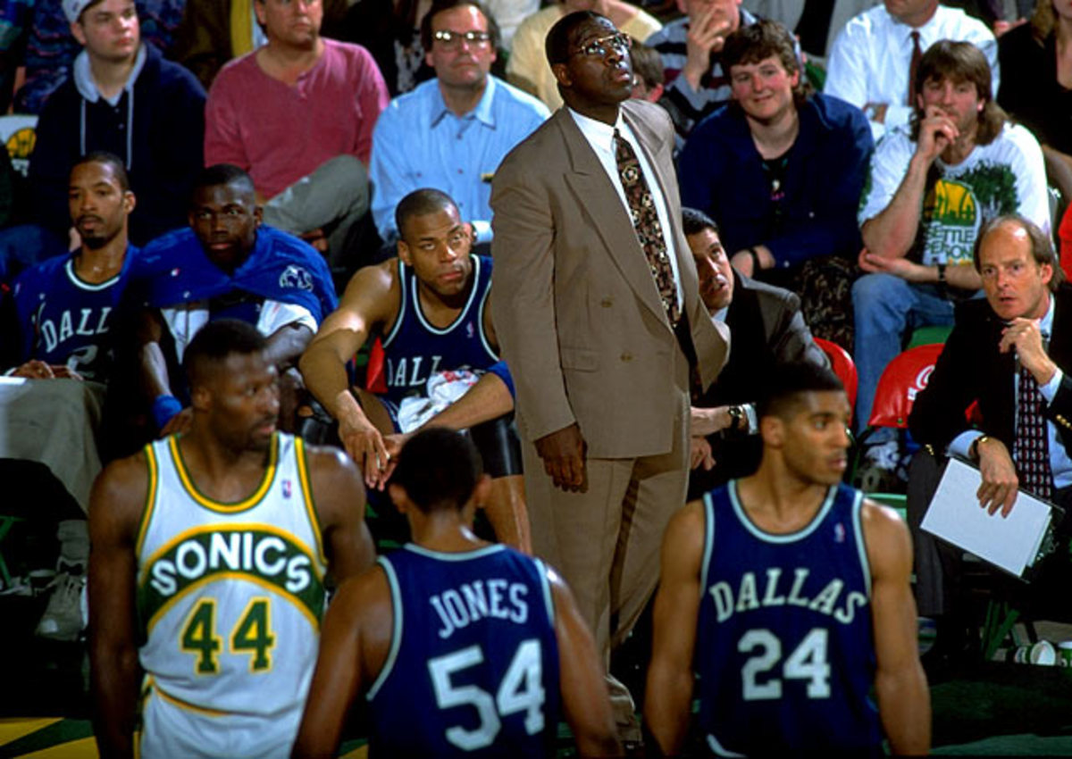 mavericks-quinn-buckner.jpg